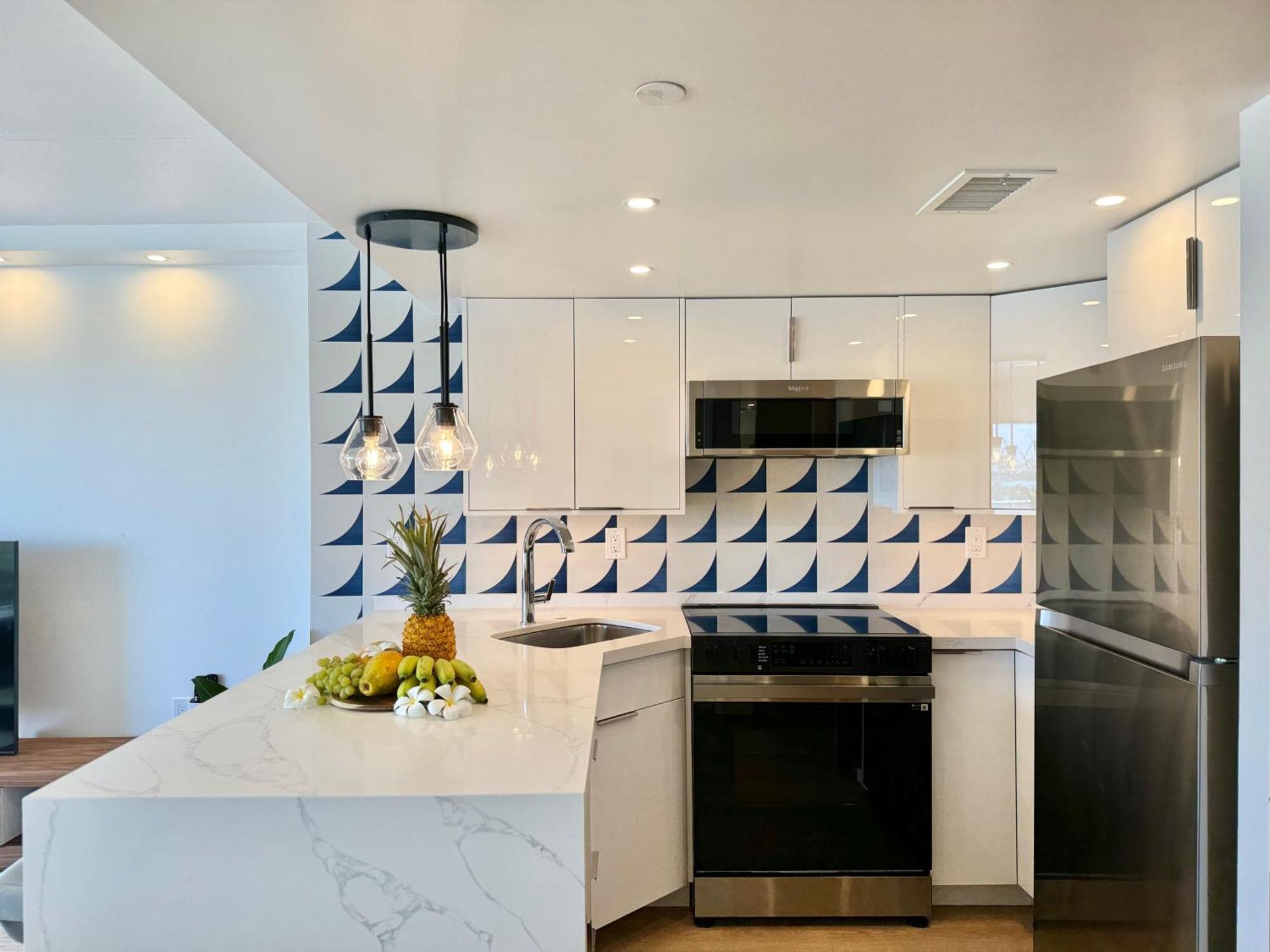 הונולולו Panoramic Oceanview Resort - Full Kitchen In Each Room, 2 Swimming Pools, Onsite Restaurants, Fireworks Every Friday מראה חיצוני תמונה