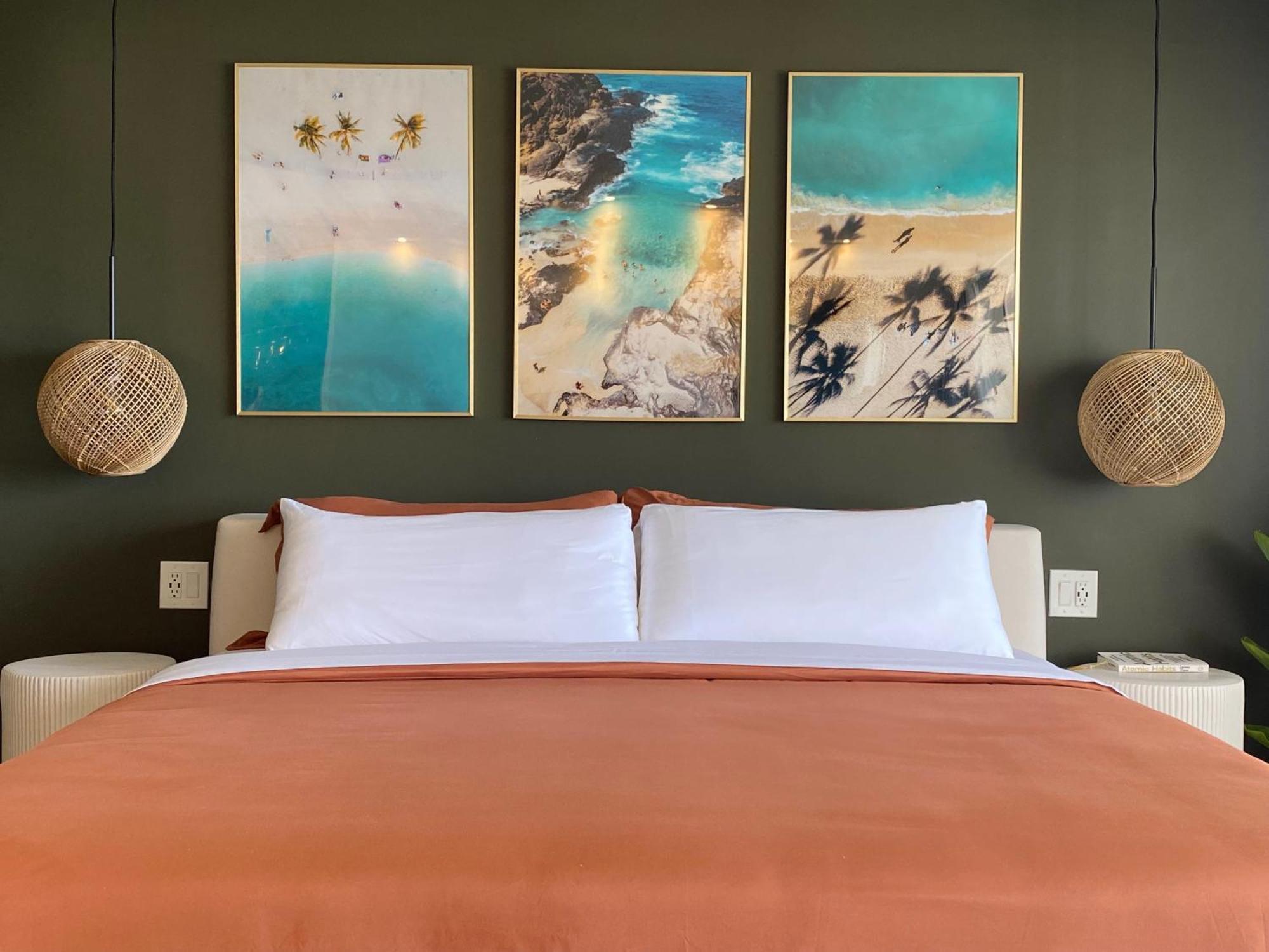 הונולולו Panoramic Oceanview Resort - Full Kitchen In Each Room, 2 Swimming Pools, Onsite Restaurants, Fireworks Every Friday מראה חיצוני תמונה