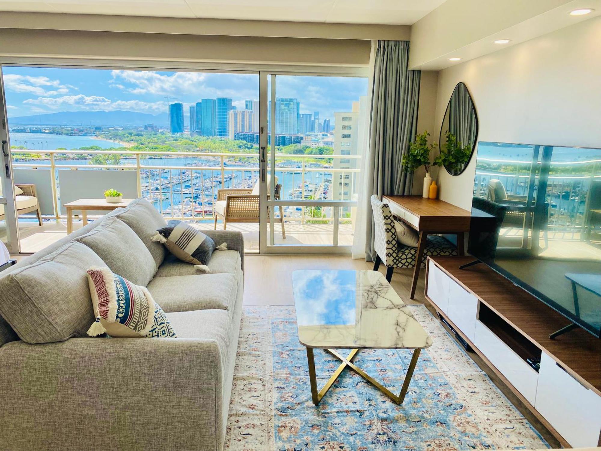 הונולולו Panoramic Oceanview Resort - Full Kitchen In Each Room, 2 Swimming Pools, Onsite Restaurants, Fireworks Every Friday מראה חיצוני תמונה