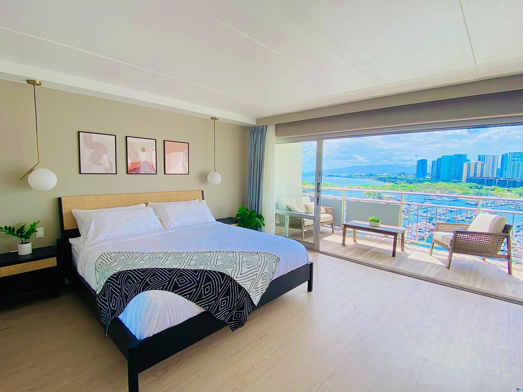 הונולולו Panoramic Oceanview Resort - Full Kitchen In Each Room, 2 Swimming Pools, Onsite Restaurants, Fireworks Every Friday מראה חיצוני תמונה