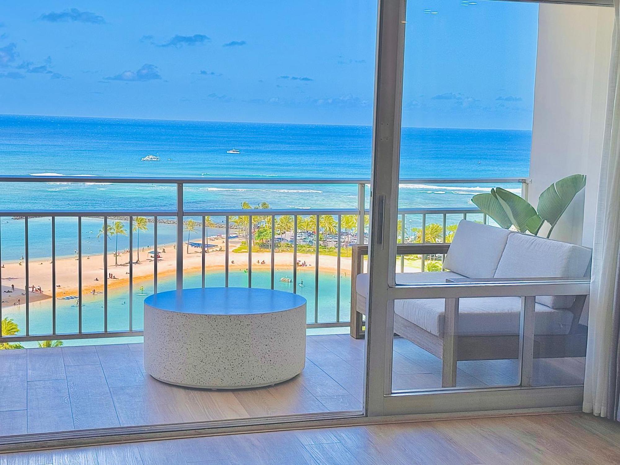 הונולולו Panoramic Oceanview Resort - Full Kitchen In Each Room, 2 Swimming Pools, Onsite Restaurants, Fireworks Every Friday מראה חיצוני תמונה
