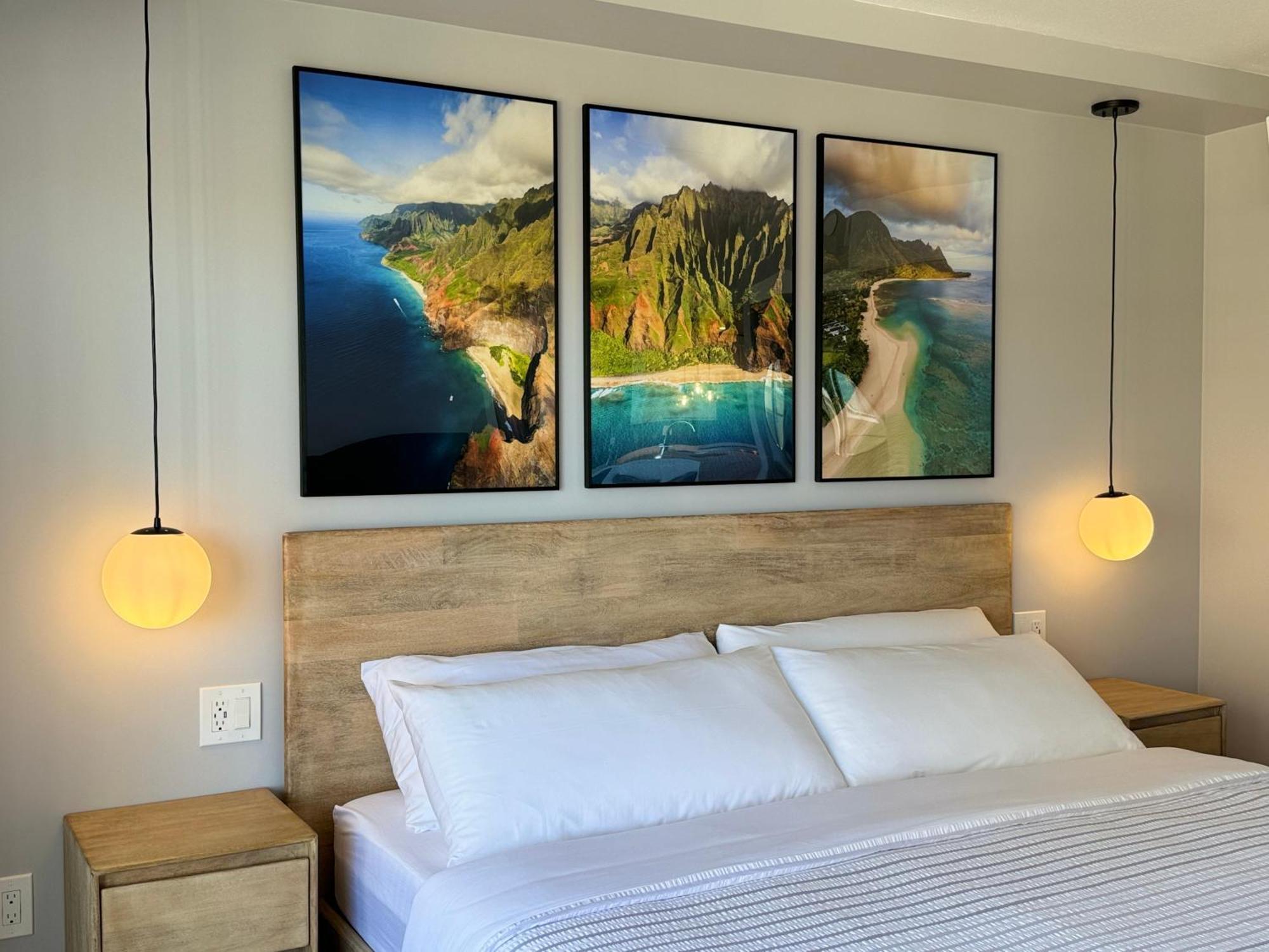 הונולולו Panoramic Oceanview Resort - Full Kitchen In Each Room, 2 Swimming Pools, Onsite Restaurants, Fireworks Every Friday מראה חיצוני תמונה
