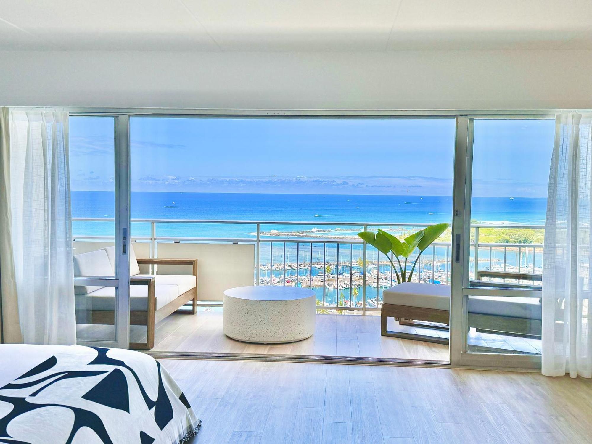 הונולולו Panoramic Oceanview Resort - Full Kitchen In Each Room, 2 Swimming Pools, Onsite Restaurants, Fireworks Every Friday מראה חיצוני תמונה